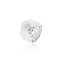 SORTIJA DE PLATA ANCHA CON PERLA 